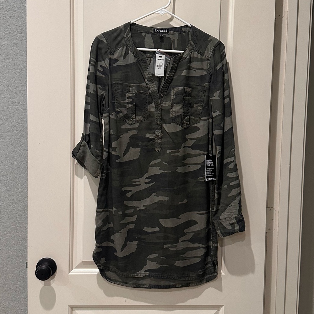 Express Camo Tunic Length top. Size XS.  NWT